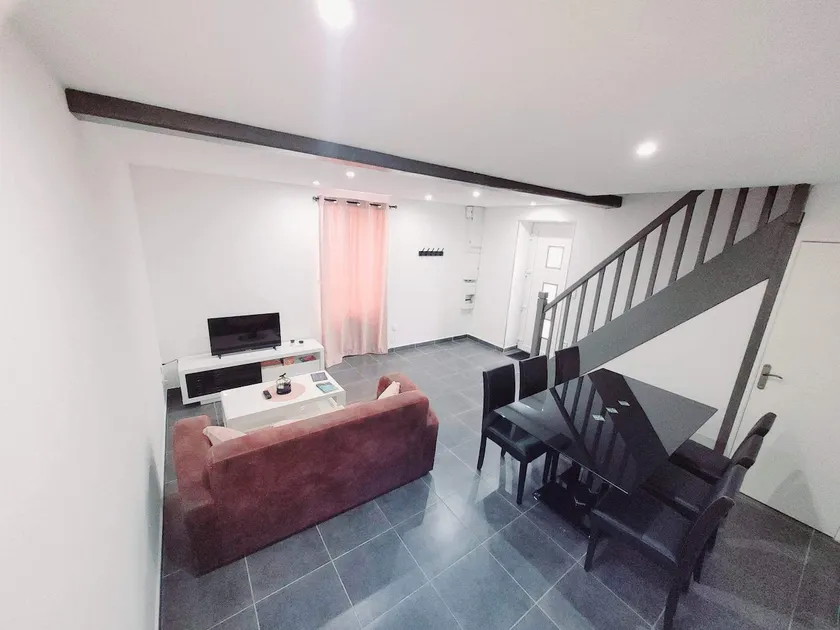 Cozy townhouse - Image 1