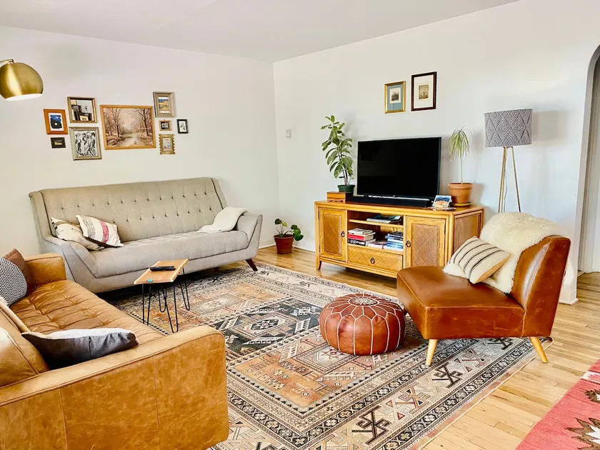 Lovely and quiet 2bd 1ba home to rest your head. - Image 1