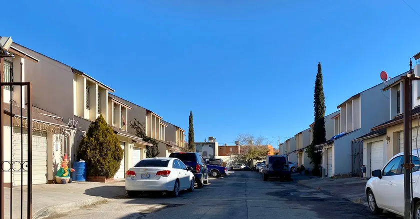 Cozy and modern house near the Consulate - Image 1