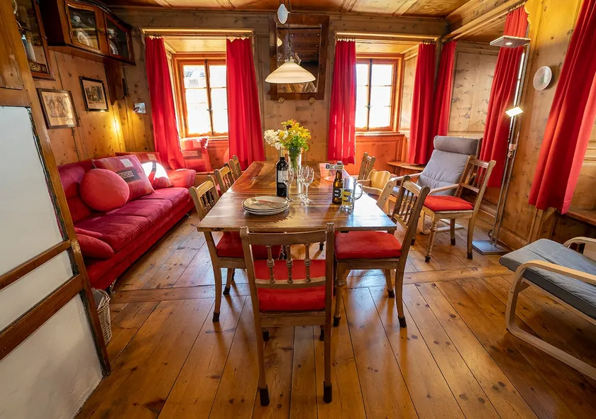 Ferienwohnungen Chasa Werro, (Sent), Apartment for 4-9 people - Image 1