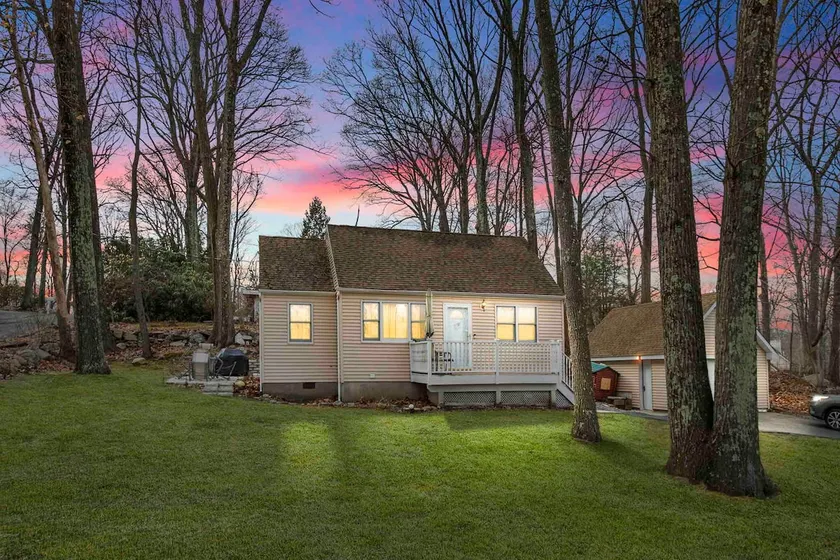 Lake Hopatcong hide away - Image 1