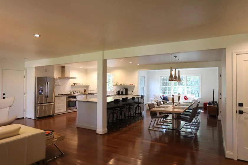 Spacious Modern Home on Middleburg Horse Farm - Image 1