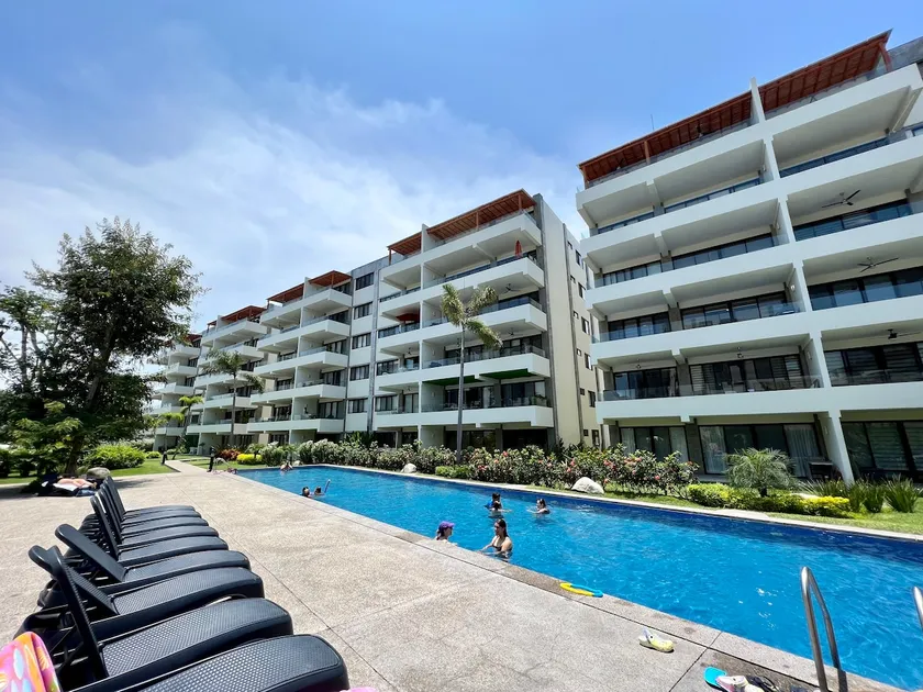 Spacious apartment in Nuevo Vallarta Puertarena - Image 1