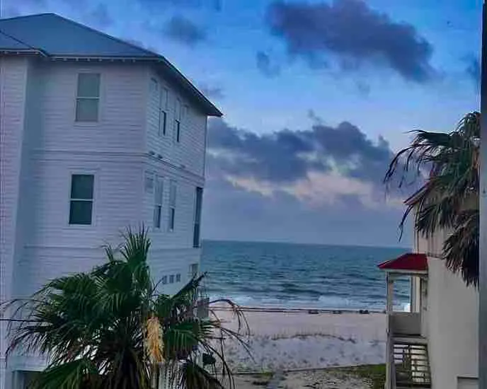 No shoes, No shirt,No problem! Gulfview. SeaScape. - Image 1