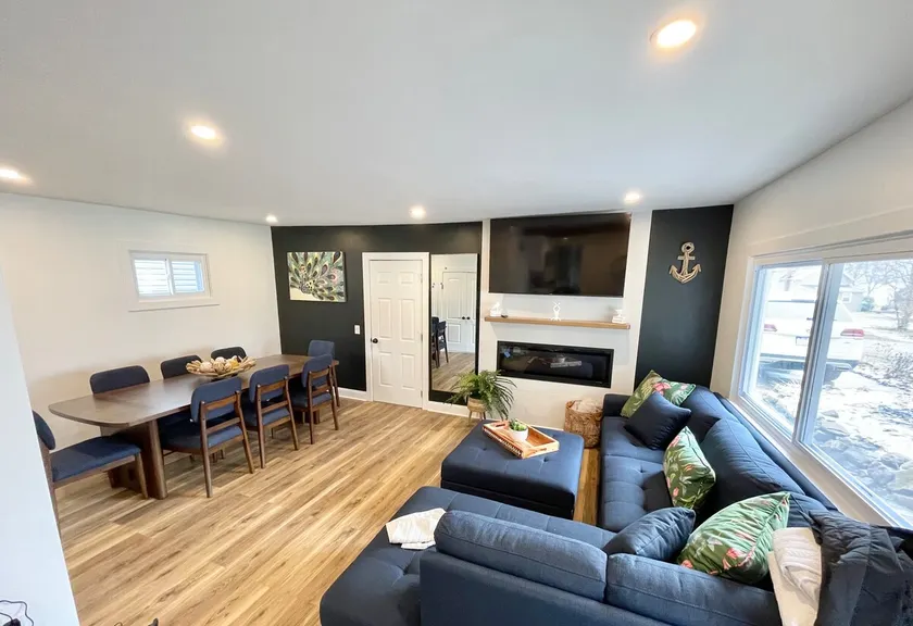 The Bungalow on Berkeley - NEW w/Game Room - Image 1