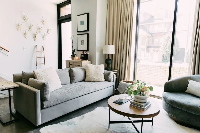 440 By Caramelized | Pettigrew Adventures Downtown - Image 1