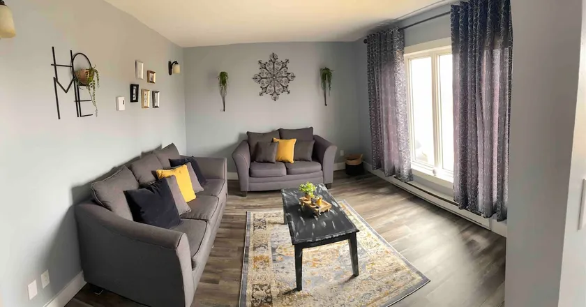 7 Doucet Place - Image 1