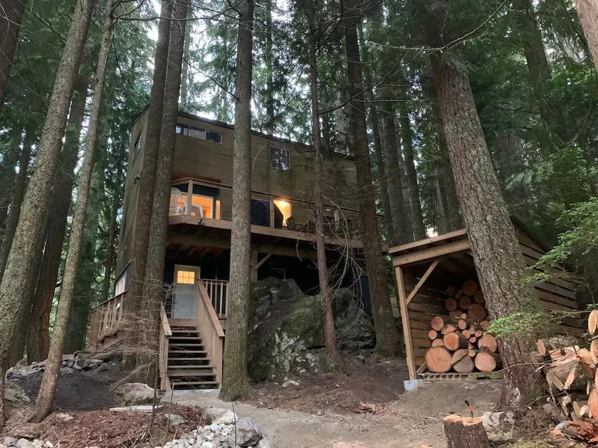 The Treetop Chalet - Sunshine Valley - Image 1
