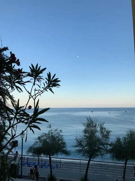Monterosso Sea View Apartment - Image 1