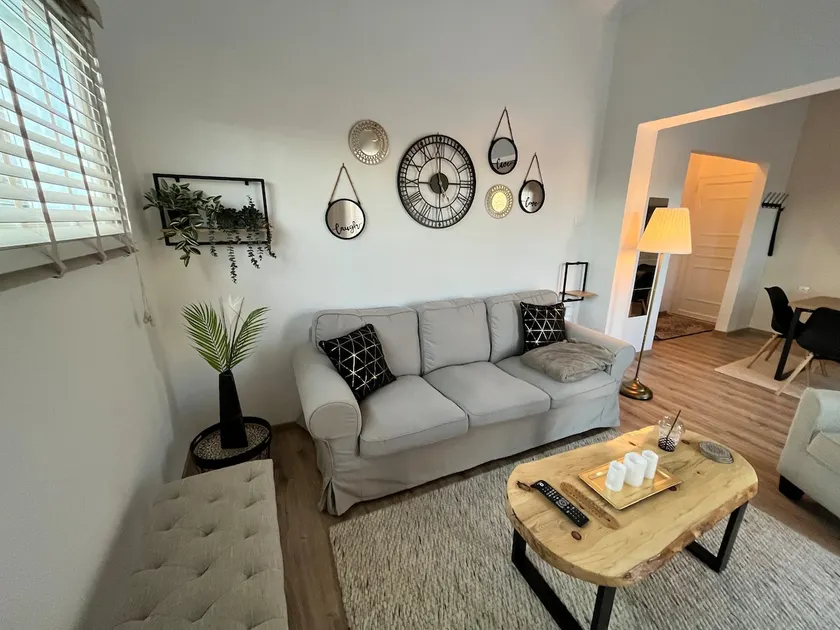«Έλα…Δάρα» Home - Image 1