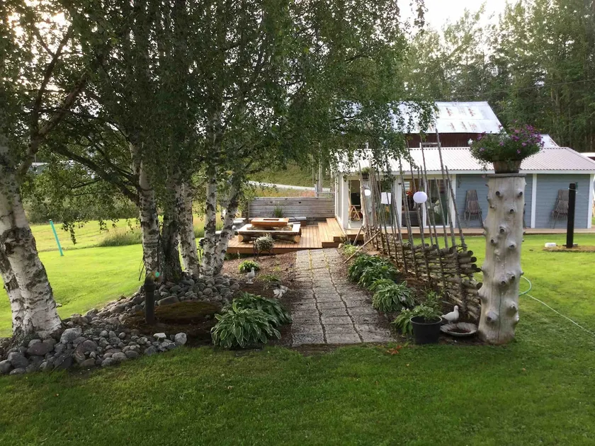 Cozy 1-bedroom guest house. - Image 1