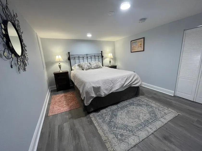 Cozy DC Suite Near Basilica, CUA - Parking & Metro - Image 1