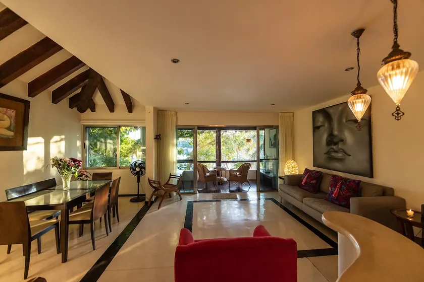cosy apartment fastwifi best private beach - Image 1
