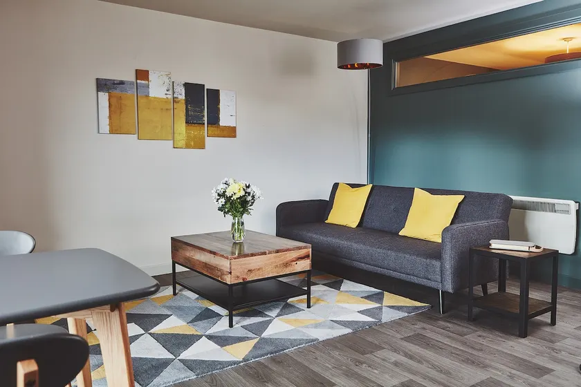 The Ranald Apartments - Image 1
