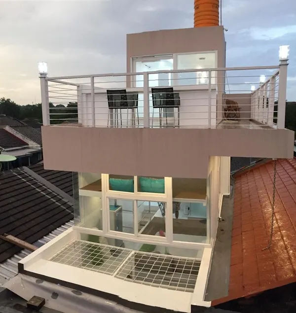 Modern Minimalist 3-story House and Roof Top - Image 1