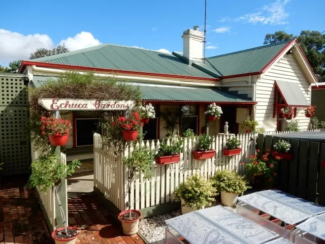 Echuca Gardens - Image 1