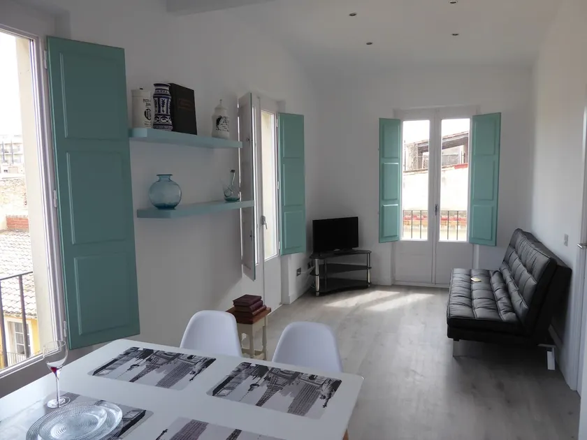 Pharmacy apartment 3r - Image 1