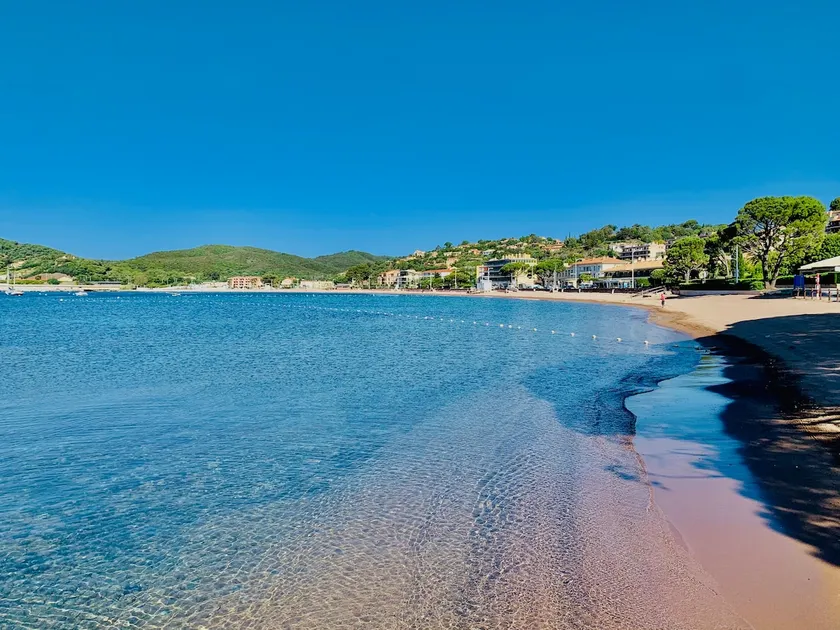 Coquet 4 beds / terrace / air-conditioning – 50 m from the sea - Image 1