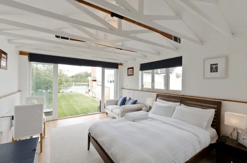 Riverside Cottage From 1088 Per Night - Image 1
