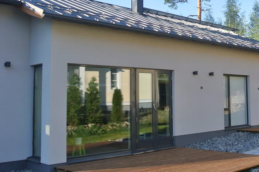 Detached house/ A modern house - Image 1