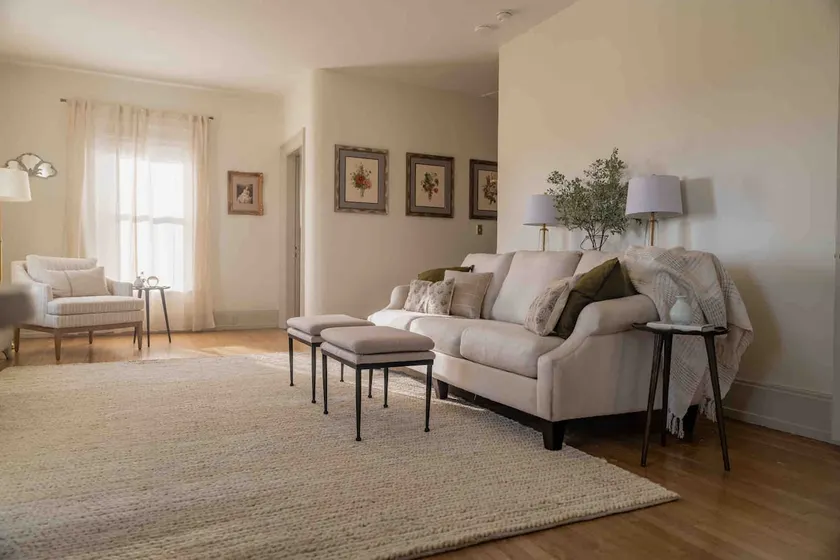Kelly's Suite - Image 1