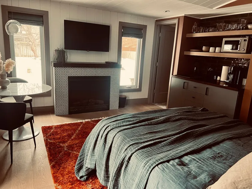 The Saint Marie Suite - Image 1