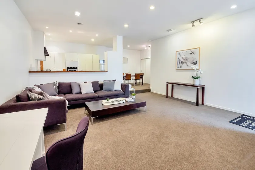 Eden's Nest Apt near Westfield Newmarket - Image 1