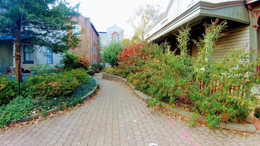 Lambertville Courtyard Suite - Image 1