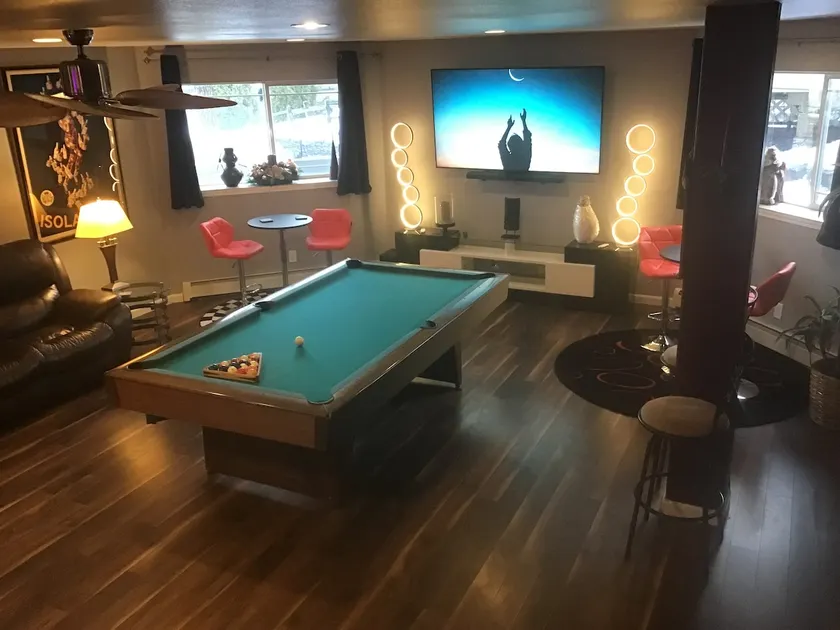 Murphys Game House !! - Image 1