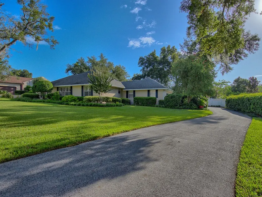 3/2 Ocala Home, Historic District and Town Sq. - Image 1