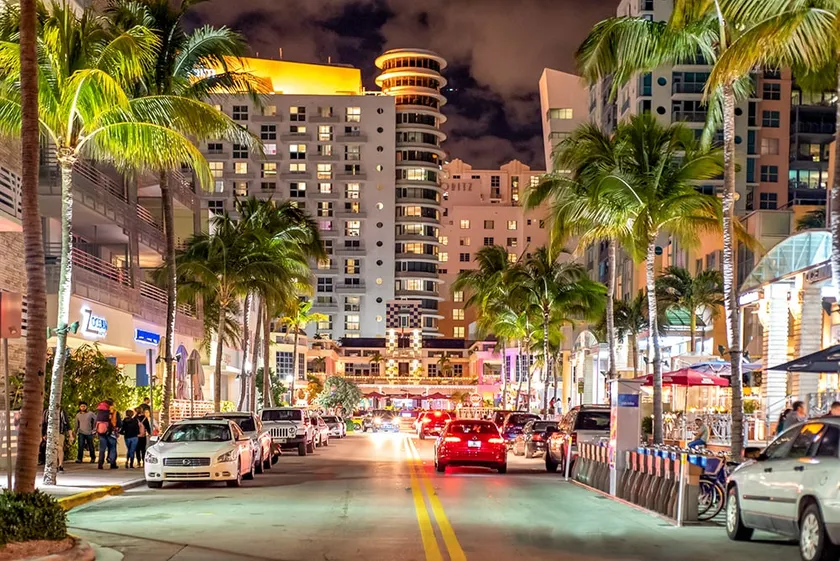 Iconic Ocean Drive | Beachfront | Guest Favorite - Image 1