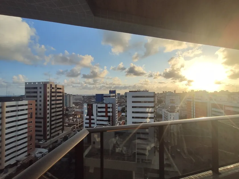 GREEN TIP BALCONY - Image 1