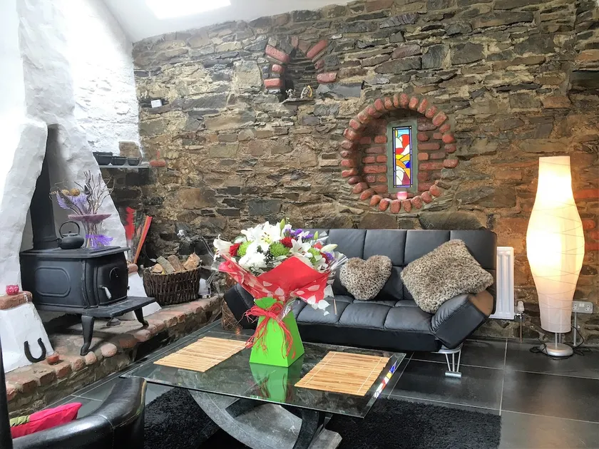 The Barn at Pink Cottage - Image 1