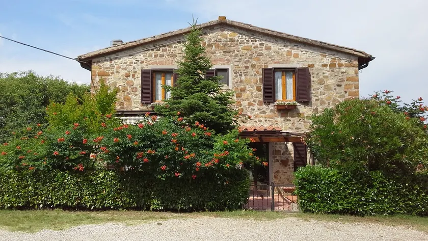Tuscan Countryside Home with Piano - Image 1
