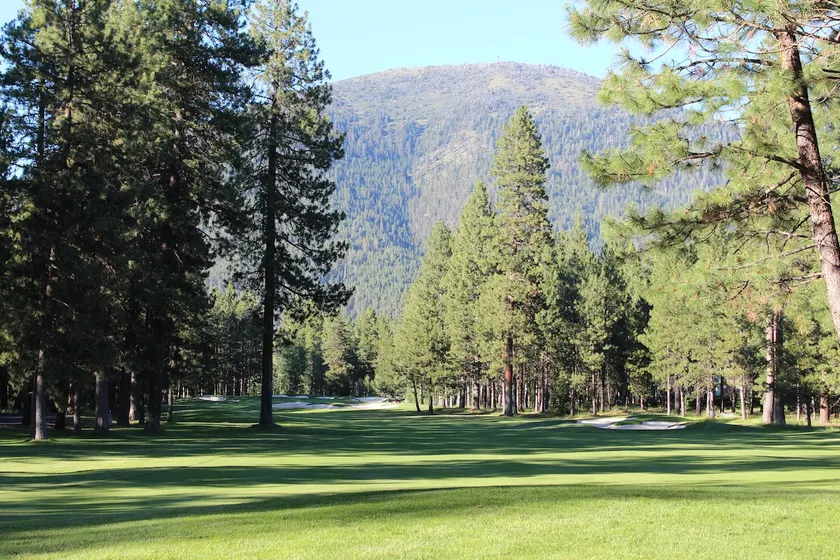 Black Butte Ranch ”Trip House” On the Golf Course - Image 1