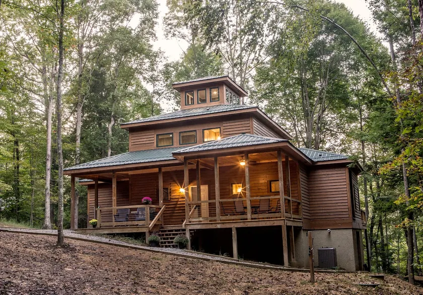 Camp McComas Decorated for Christmas National Park - Image 1