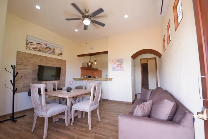 Vinorama Suite #4, Suites San Juan - Image 1