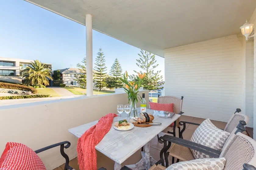 Cottesloe Beach Side Villa - Image 1