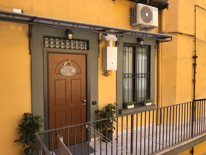 Capuano Apartment: Historic Center - Image 1