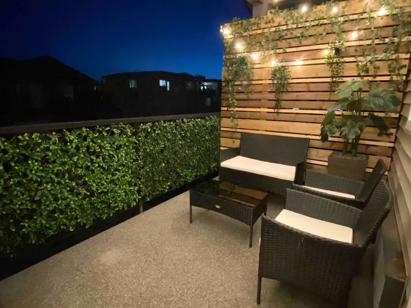Modern Hampton Suite w/Patio - Breakfast Included! - Image 1