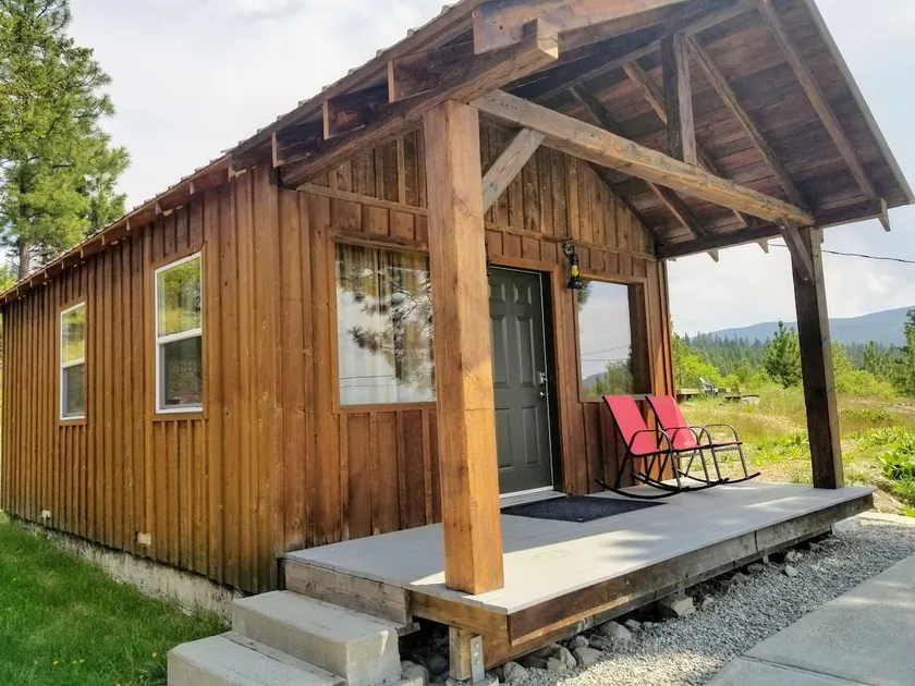 Lost Moose Cabin 3 - Image 1