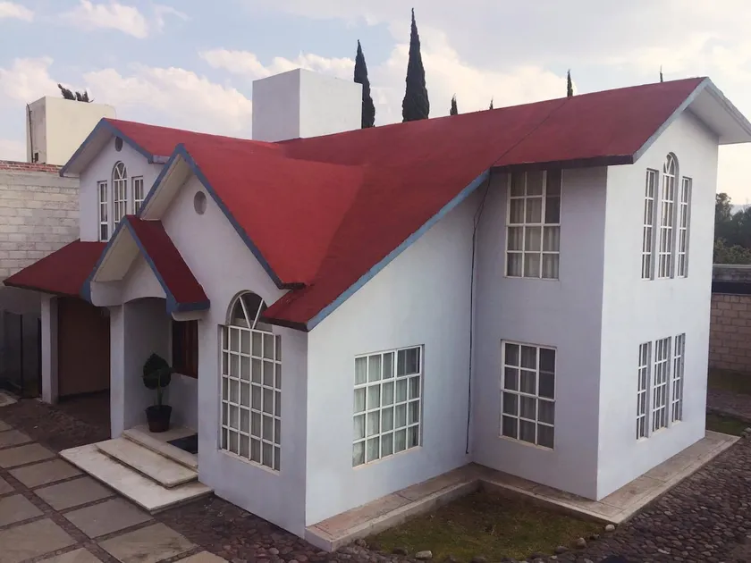 Gaby's Little House - Image 1