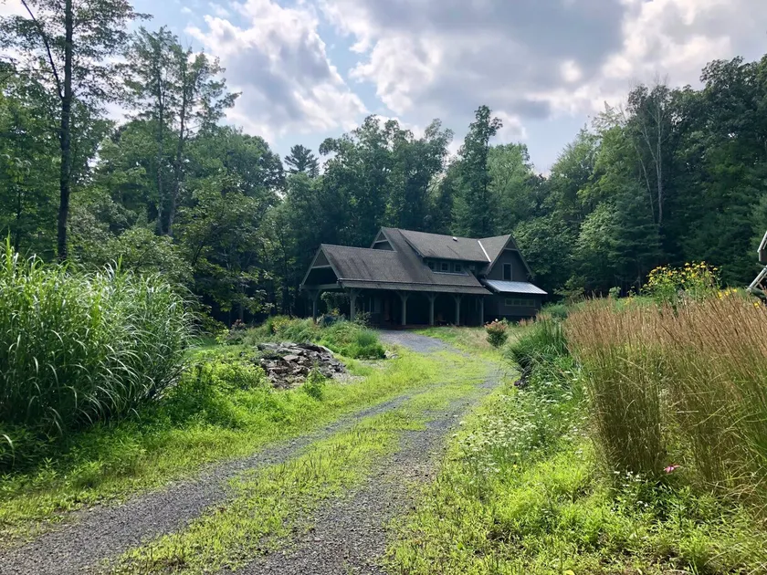 Private Retreat b/t Mohonk & Woodstock - Sleeps 8 - Image 1