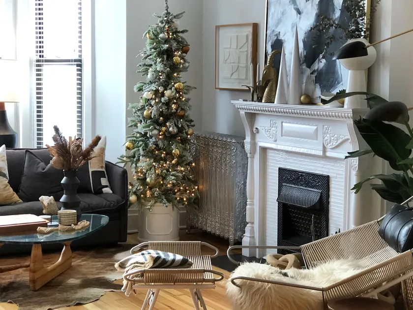 Vintage Elegance Meets Modern Sophistication - Image 1