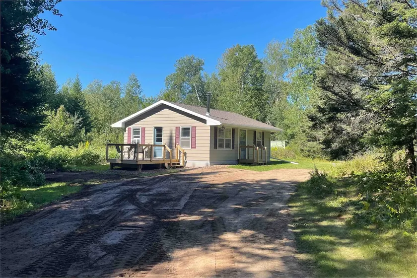 Minnesota North Shore Getaway Cabin - Image 1