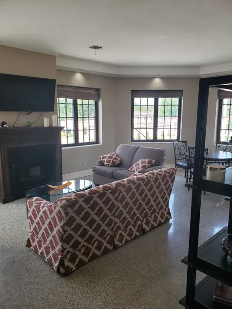 Westboro Guest Suite - in the Heart of Topeka - Image 1