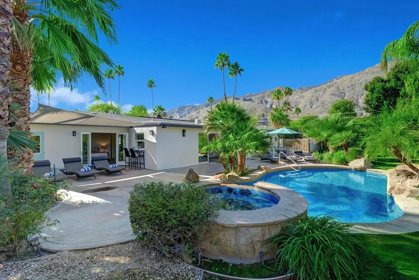 Vues imprenables sur la montagne et à proximité du centre-ville de Palm Springs - Image 1