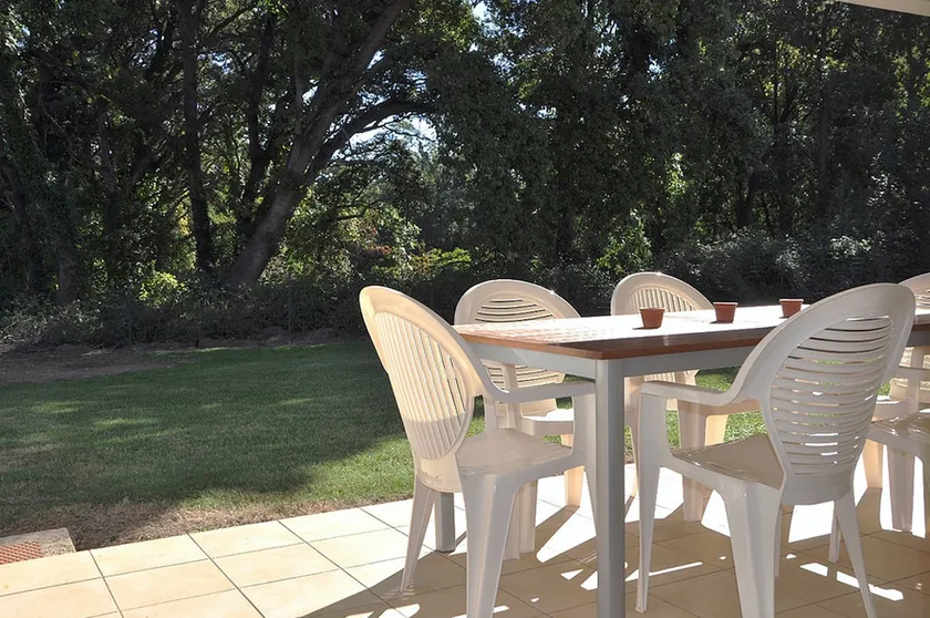 Charming apartment with large terrace and private pool 5 minutes from the beach - Image 1