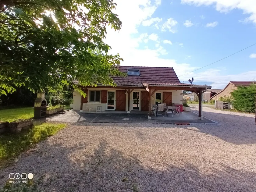 Bressan single-family home, fiber optic internet, Netflix - Image 1