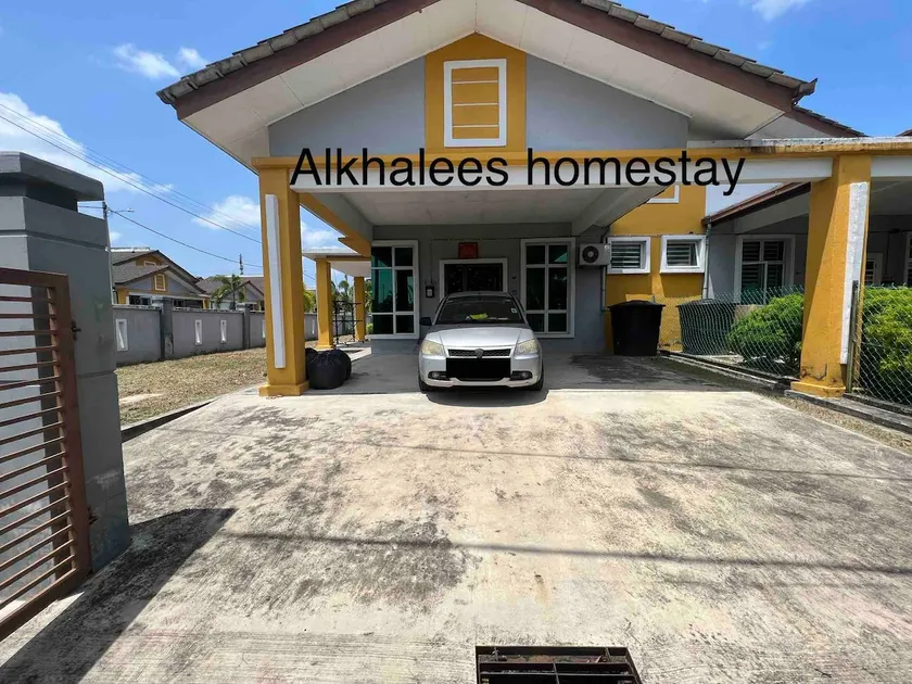 Alkhaless Homestay Melaka Semi D (Muslim Only) - Image 1